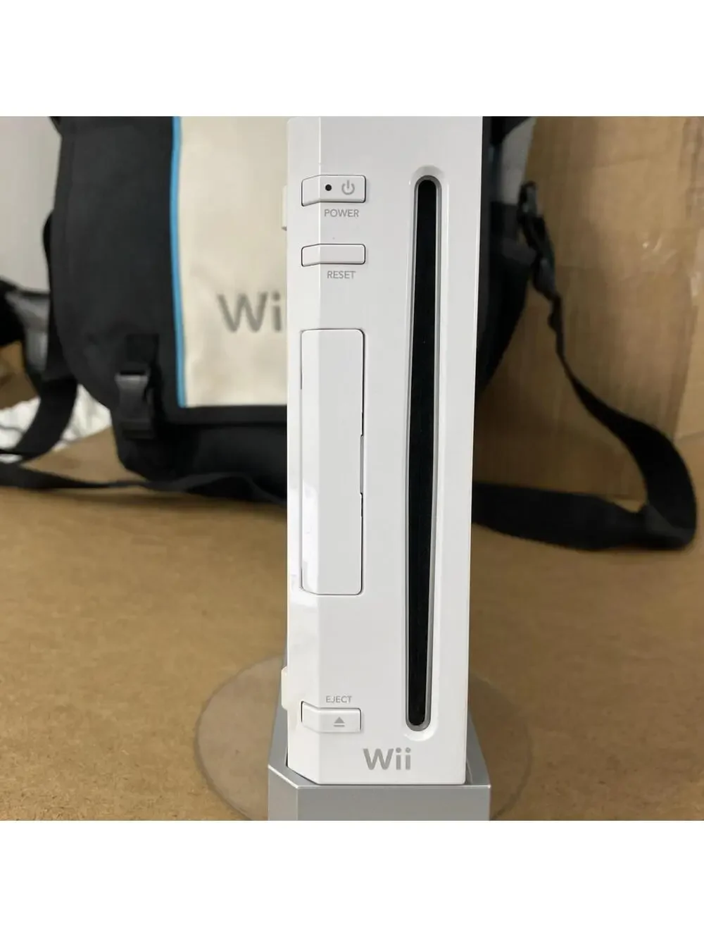 Nintendo Wii Lot Two Controllers, Carrying Case 1 Joy Stick 1 Cover,Stand Work